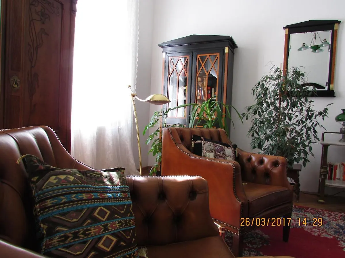 Art Nouveau Apartment Viena Austria