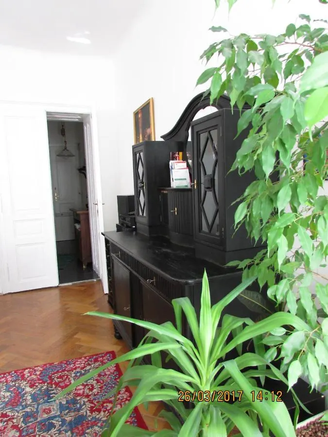 Art Nouveau Apartment Viena Austria